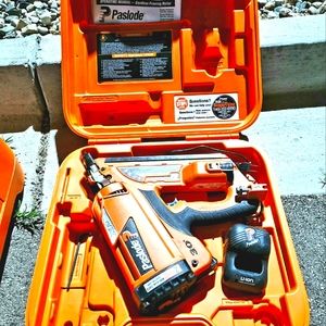 PASLODE cordless framing nailer